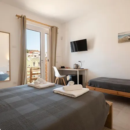 Onda Del Conero Pensión